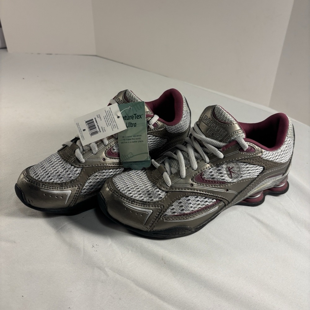 Danskin Now Suspension Felicity Women's 8 Sneakers Silver‎ Purple NWT